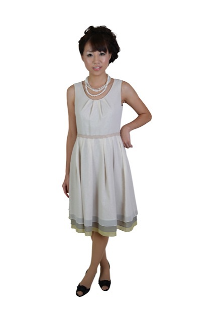 ROPE (ロペ) アイボリー3色裾ドレ