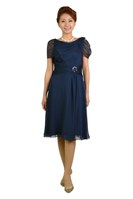 Adrianna Papell （アドリアナパペ