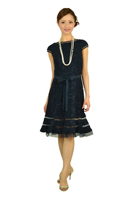 Adrianna Papell （アドリアナパペ