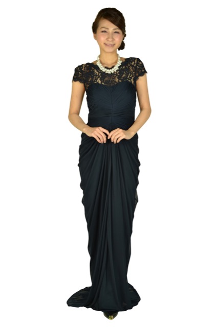 Adrianna Papell（アドリアナ　パ