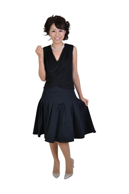 Tadashi Shoji (タダシショウジ) 