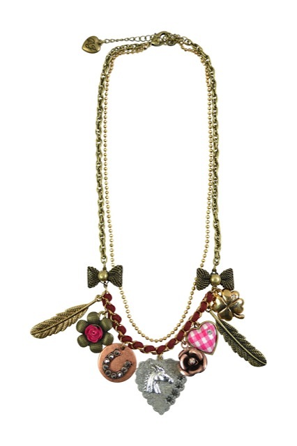 BETSEY JOHNSON (ベッツィジョンソ