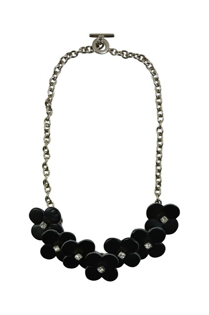 QUEENS COURT (クイーンズコート) 