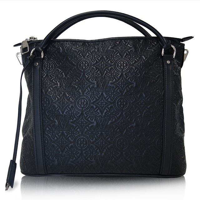 LOUIS VUITTON (ルイヴィトン) ア