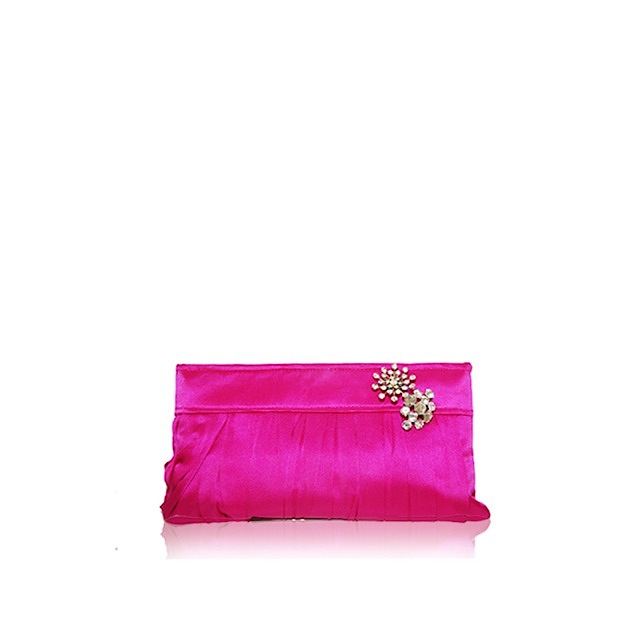 NELLE (ネル) ピーターシャム クラ