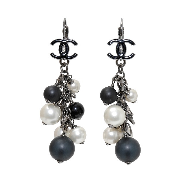 CHANEL (シャネル) CCマークホワイ