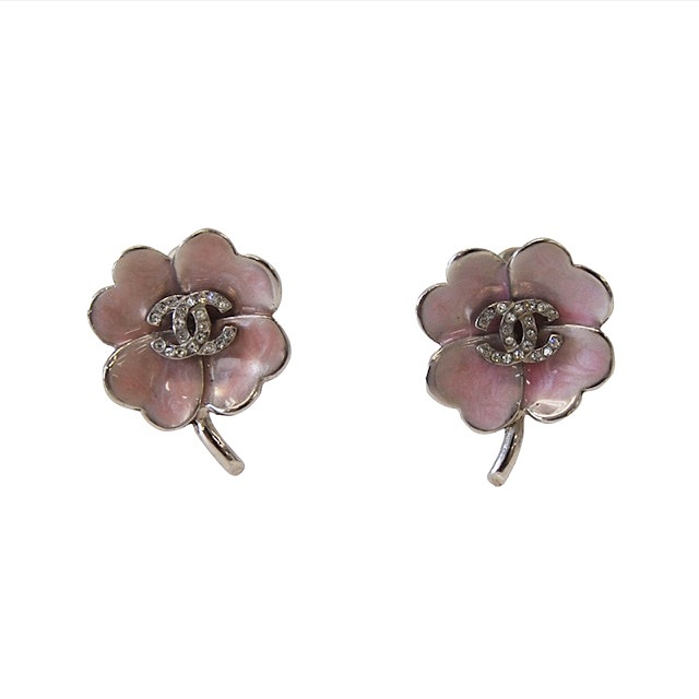 CHANEL (シャネル) CCマーククロー