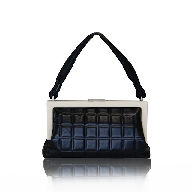 CHANEL (シャネル) チョコバー ハ