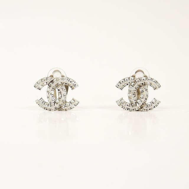 CHANEL (シャネル) CCマークスクエ