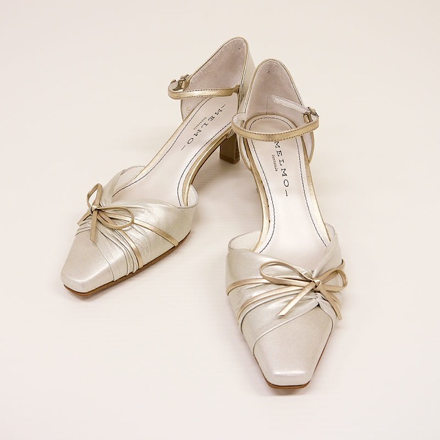 Melmo (メルモ) フロントリボンネ