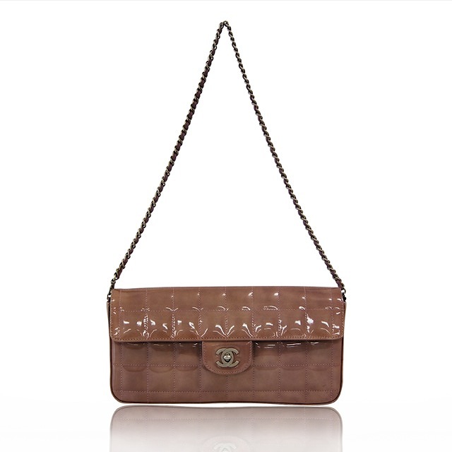 CHANEL (シャネル) チョコバーチェ