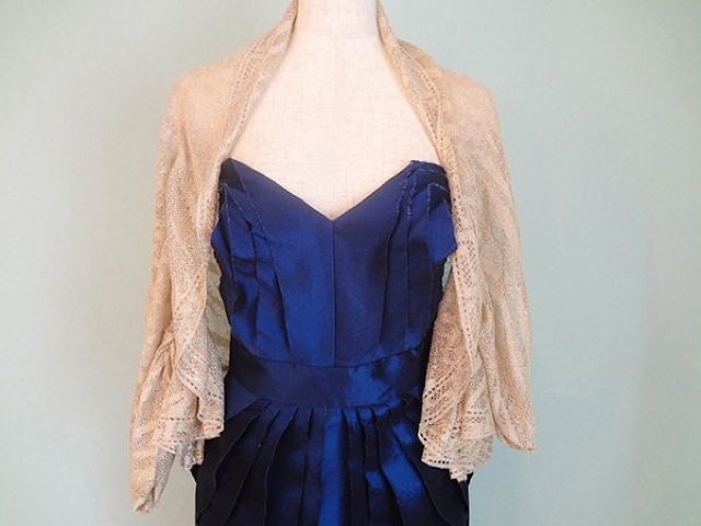 042・ゴールドレース柄ラメストー