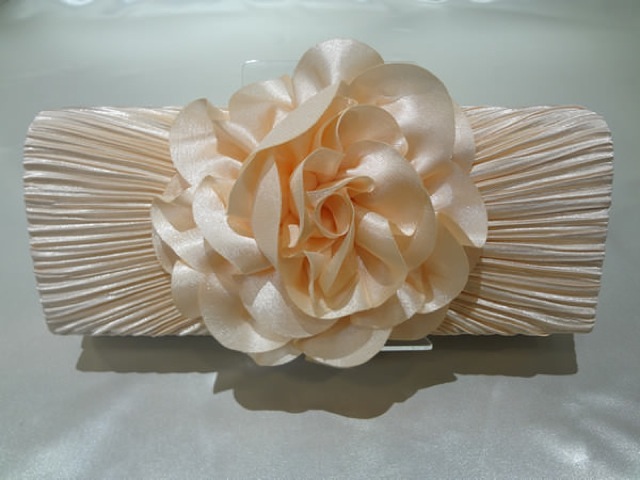 002・サーモンピンク・花びらサテ