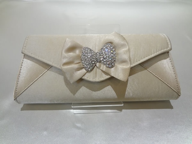 007・アイボリーサテン・スワロリ