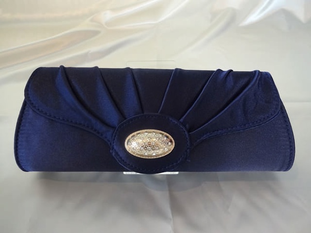 069・ネイビーセンタービジュー付