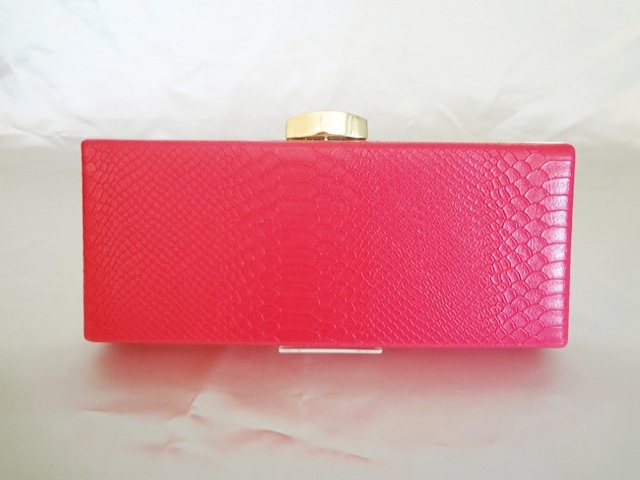 115・ビビッドピンク型押しデカク