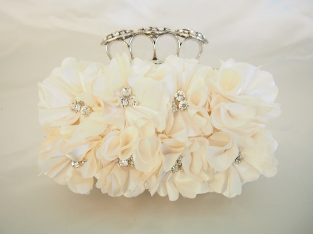 118・フラワーホワイトベージュバ