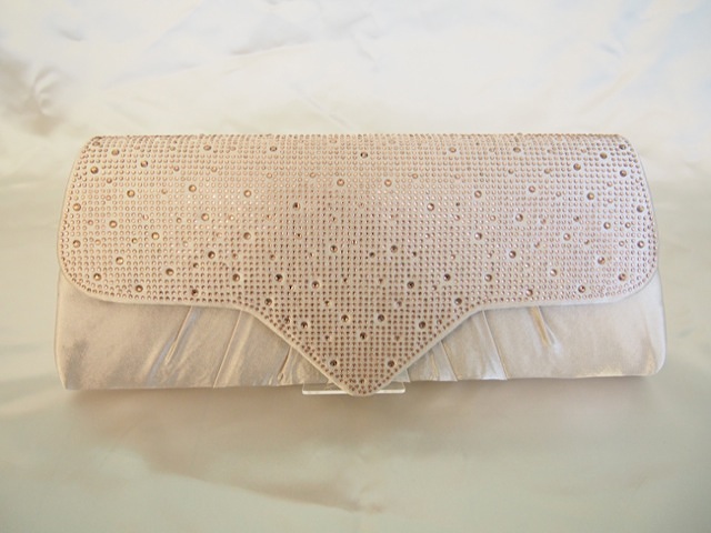119・シャンパンベージュクラッチ