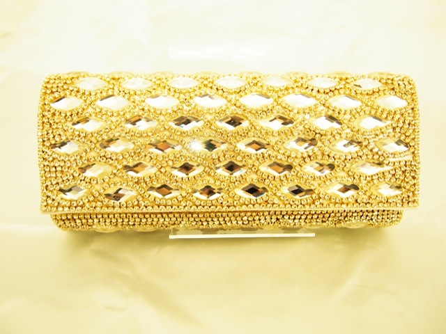 124・ゴールドクラッチバッグ (ゴ