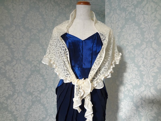 029・ベージュレースひらひら付三