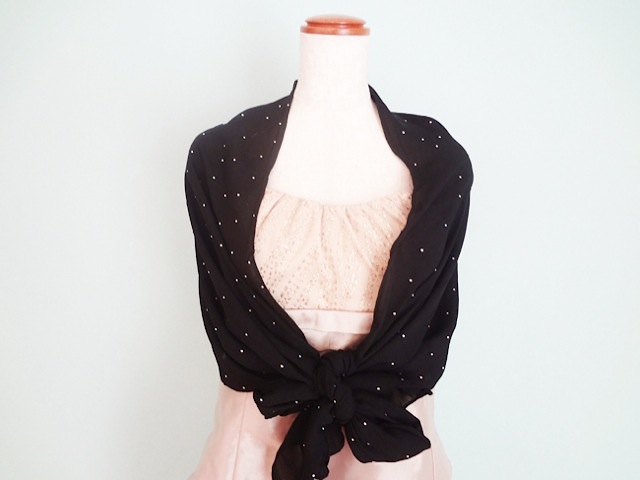 047・ブラックドットストーンスト