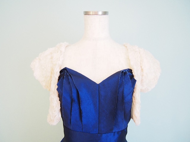 055・アイボリー総フラワーボレロ 