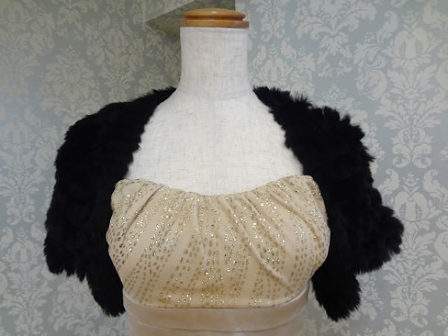 F004・黒リアルラビットファーボレ