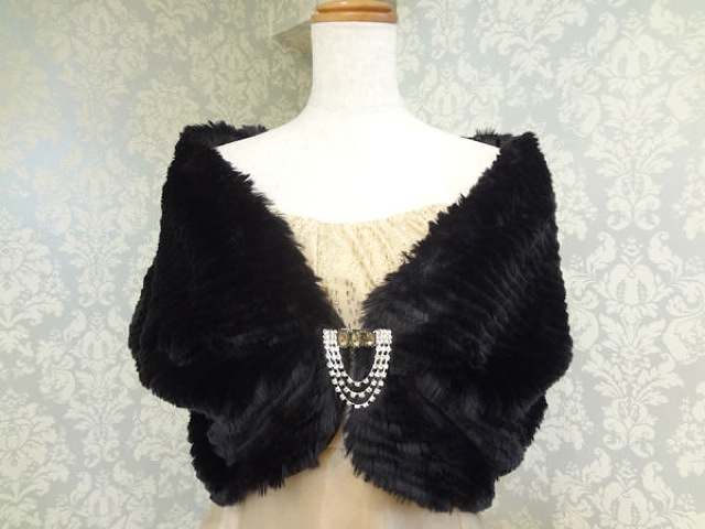 F011・黒フェイクファービジュー付