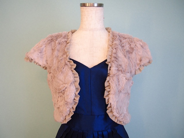 f029・グレージュフェイクファーフ