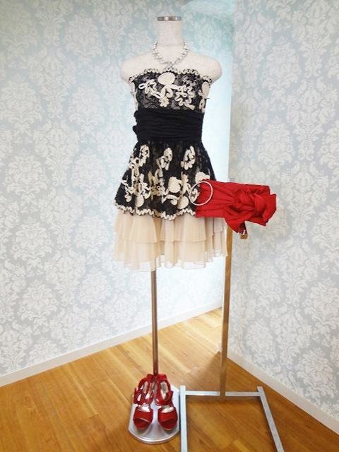 BETSEY JOHNSON (ベッツィジョンソ