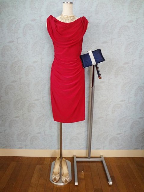 ADRIANNA PAPELL （アドリアナパペ