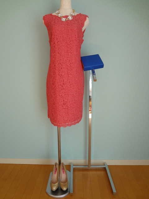 ADRIANNA PAPELL （アドリアナパペ