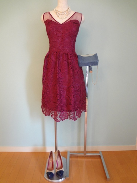 ADRIANNA PAPELL （アドリアナパペ