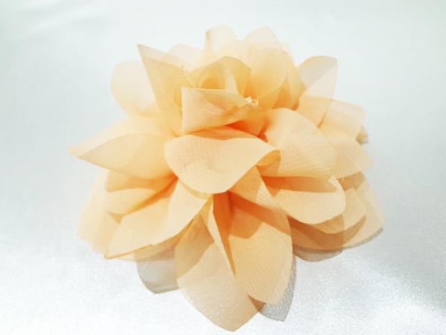 008・サーモンピンクお花コサージ