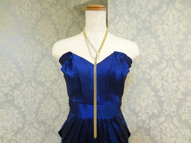 ロング飾りつきゴールドシルバーネ