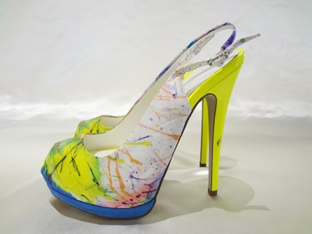 037・ALDO (オルド) 蛍光イエロー