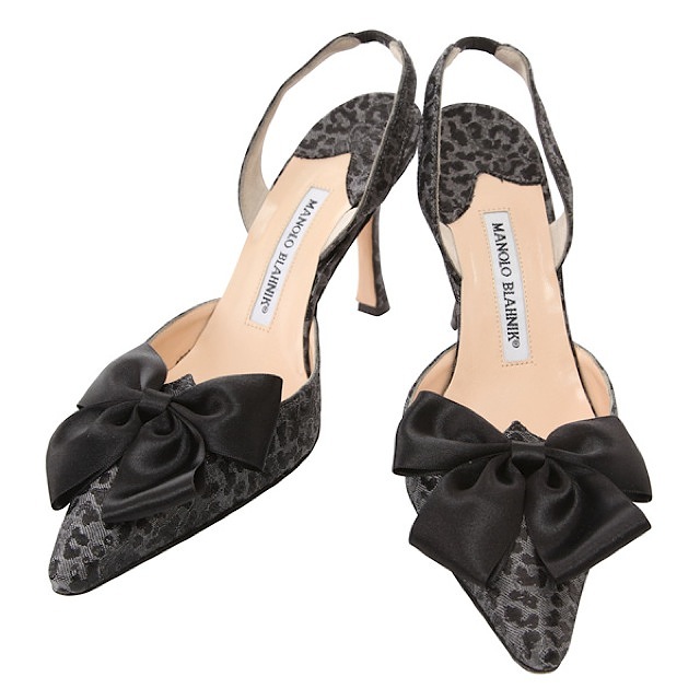 Manolo Blahnik (マノロブラニク) 