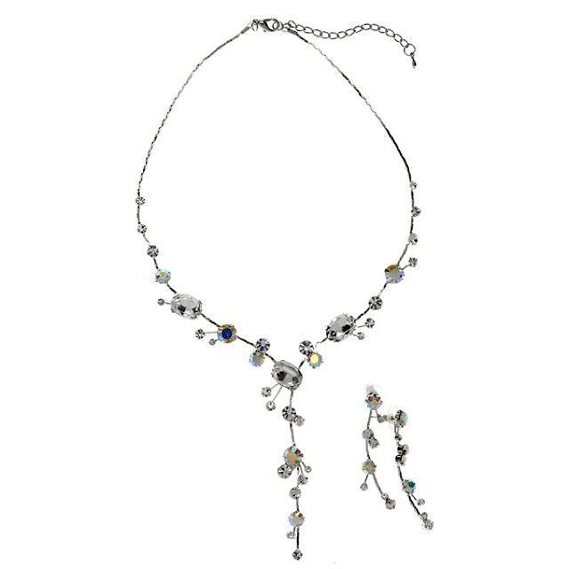 ネックレス＆ピアスセット (シルバ