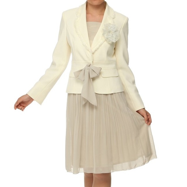 f-mode (エフモード) コサージュ付