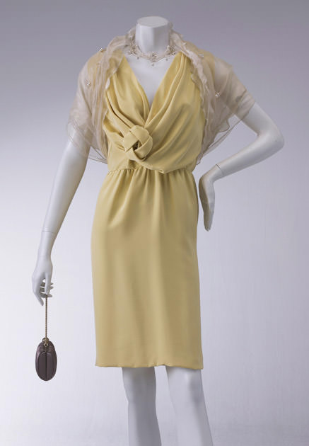 BLUMARINE (ブルマリン) ゴールド