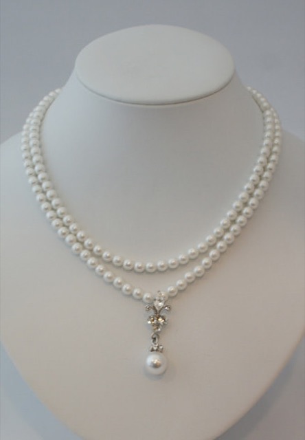 anonymous (アノニマス) 中央にス