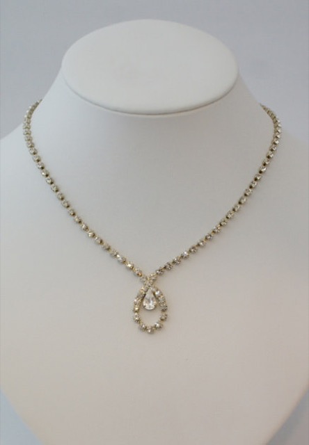 anonymous (アノニマス) 涙型のス