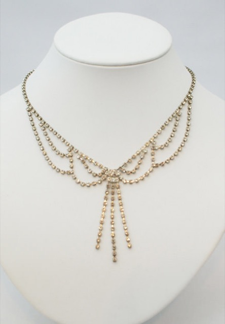 anonymous (アノニマス) リボンの