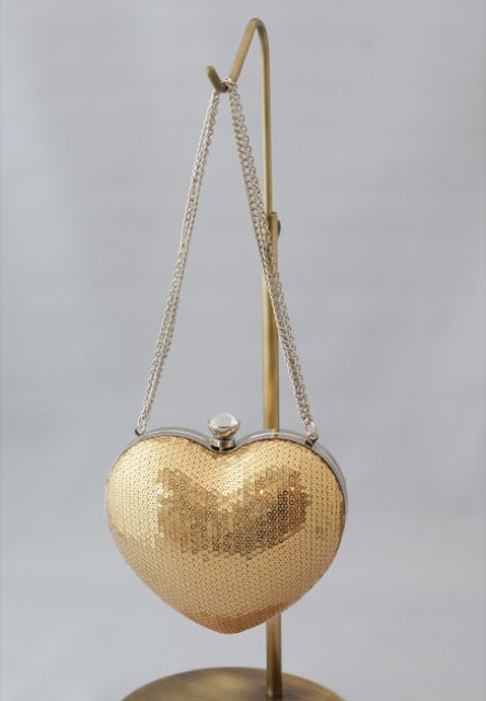 BETSEY JOHNSON (ベッツィージョン