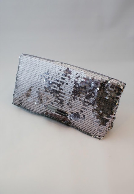 BCBGeneration シルバーのスパンコ