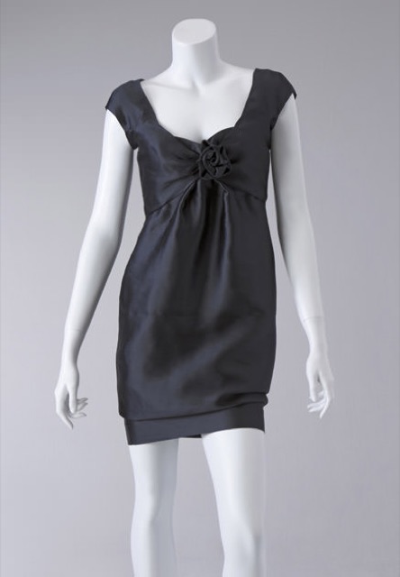 MOSCHINO (モスキーノ) 光沢が上品