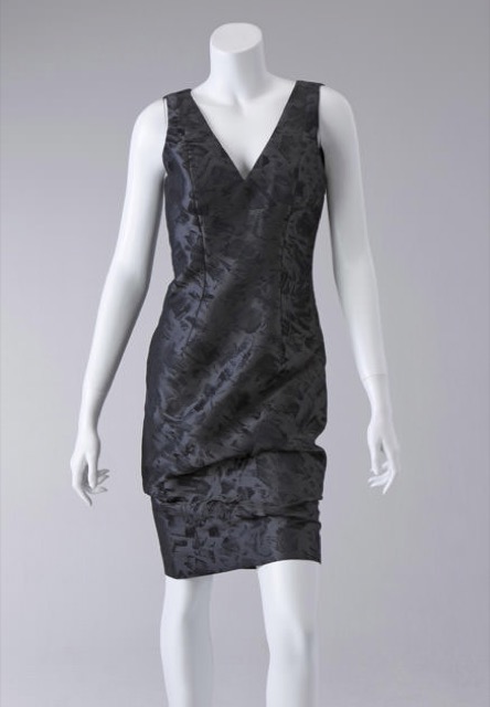 VERSACE (ヴェルサーチ) 前後Ｖネ