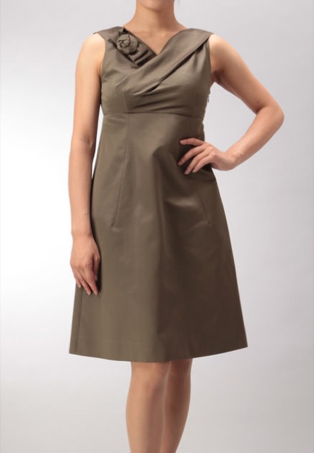 MOSCHINO (モスキーノ) 薔薇をあし