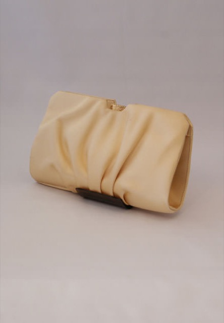 RODO (ロド) ドレスを選ばないシン