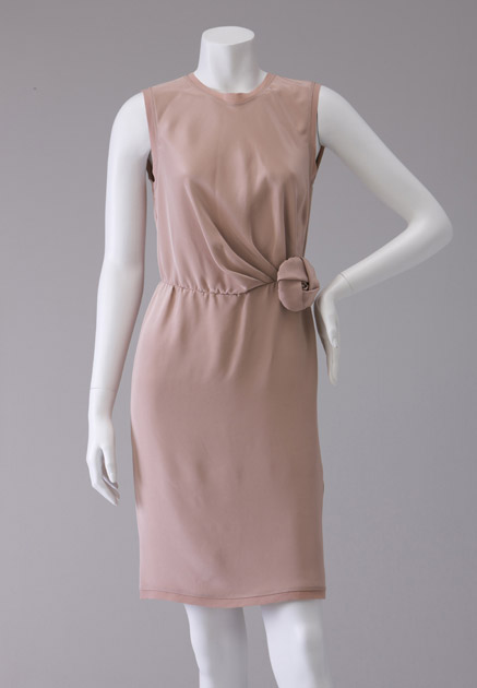 BLUMARINE (ブルマリン) サイドに